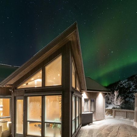 Vikran Seaside Lodge Straumsjoen Екстер'єр фото